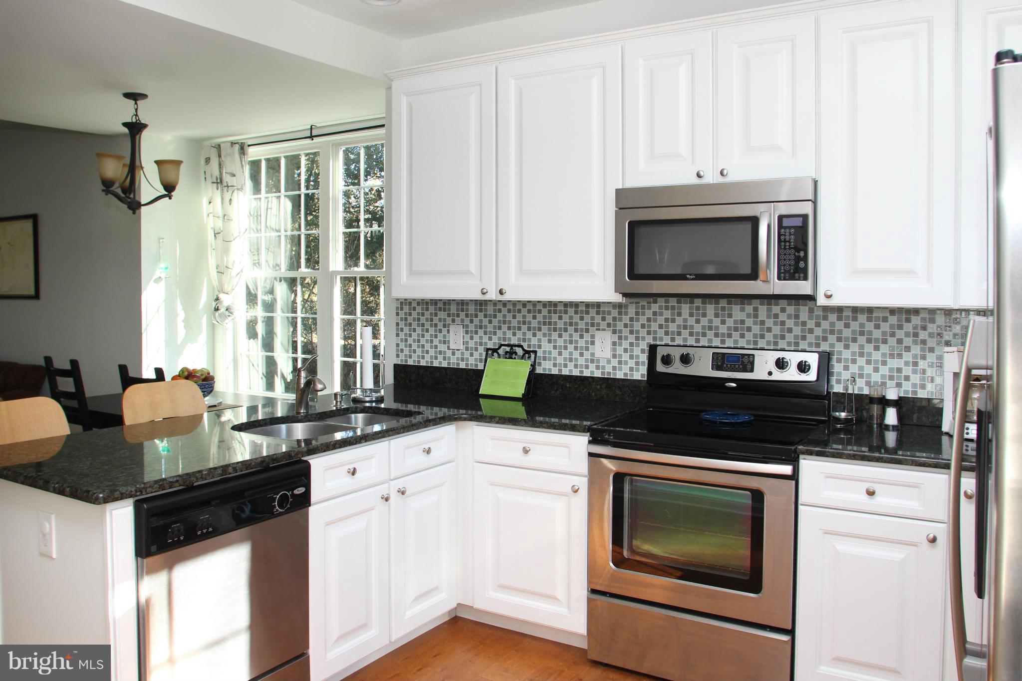 608 Mountain Road Fallston, MD 21047 - Photo 9 of 30 Kitchen w/ granite counters