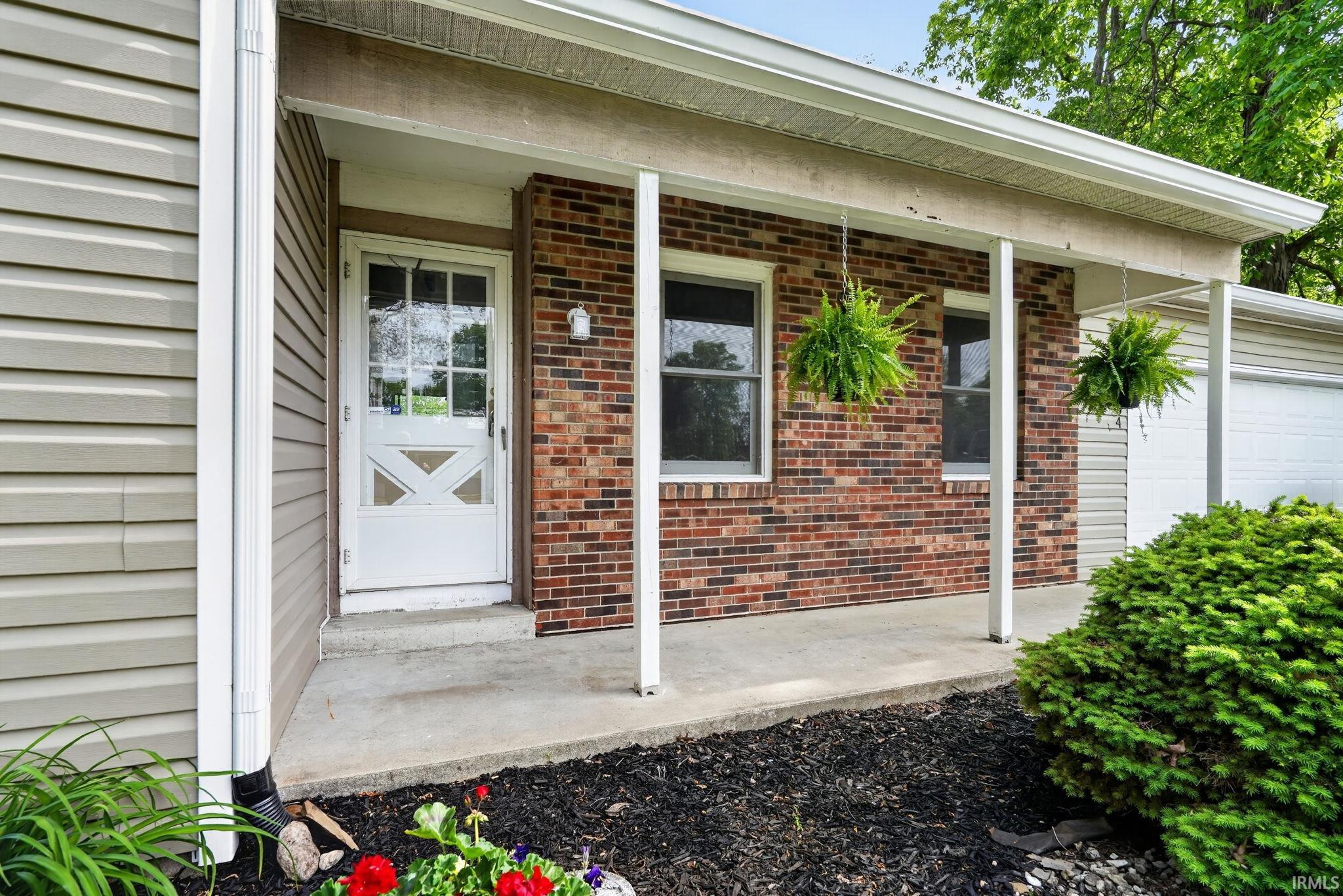 204 West Horizon Road Muncie, IN 47303 - Photo 5 of 36