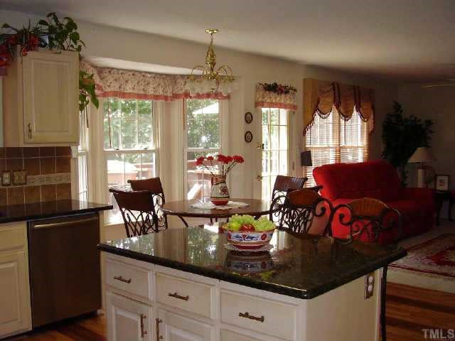 2336 Declaration Drive Raleigh, NC 27615 - Photo 5 of 7