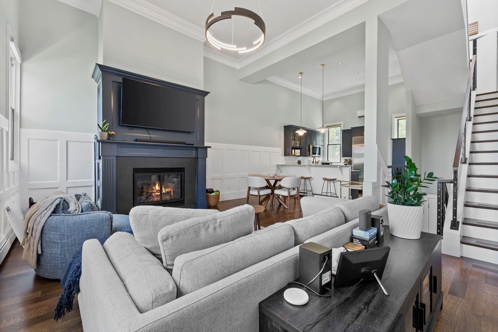 44 High Street, Unit 7 Boston, MA 02129 - Photo 5 of 36