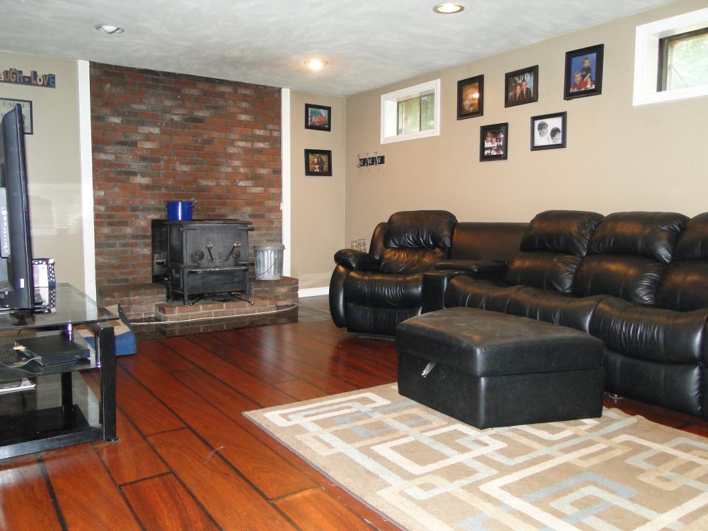 92 W Road Hampstead, NH 03841 - Photo 11 of 17 Gallery Image 11