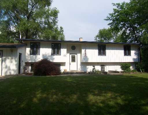 815 McKinley Road Chelsea, MI 48118 - Photo 1 of 5 Photo 1