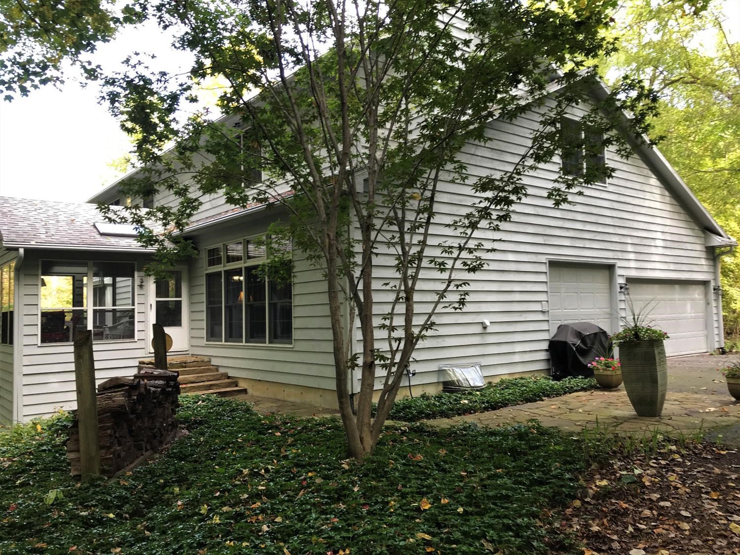 1092 North County Line Road Westville, IN 46391 - Photo 3 of 21 1500x1124