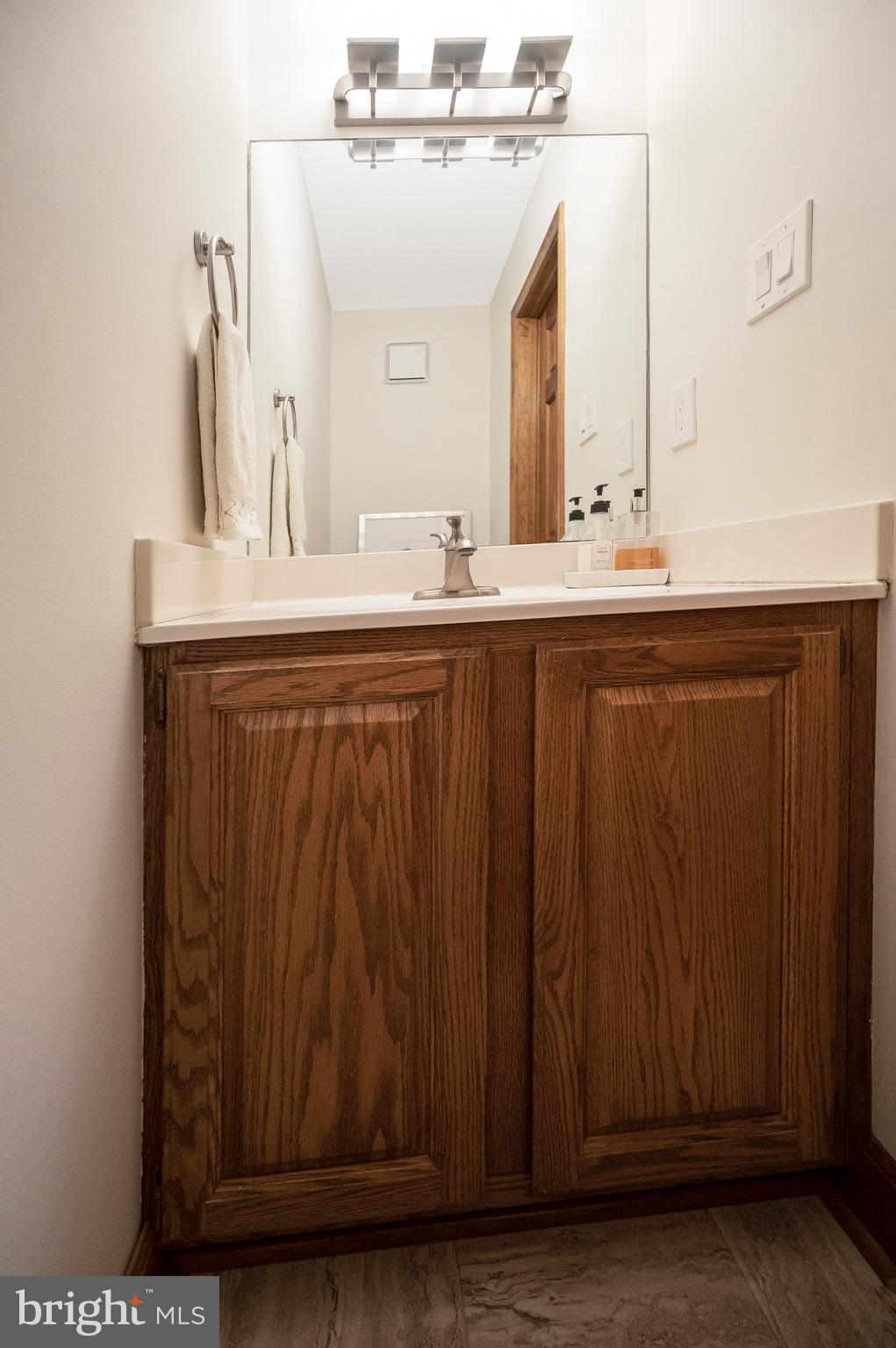 205 Skyline Road Locust Grove, VA 22508 - Photo 26 of 66 Main level half bath