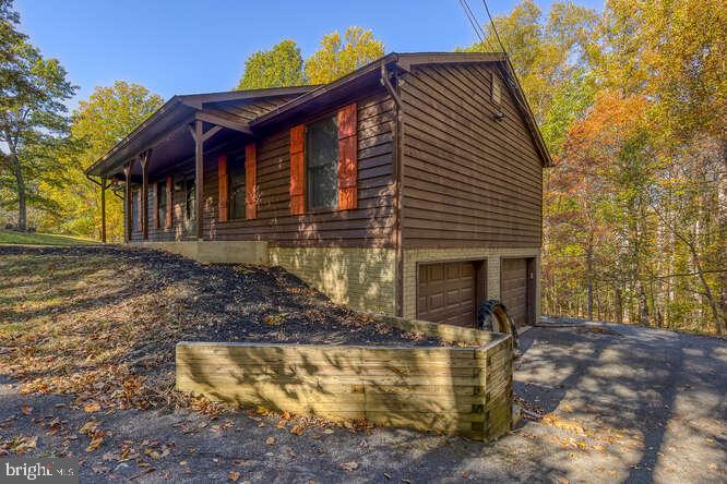 1643 Blue Mountain Road Front Royal, VA 22630 - Photo 5 of 39 Gallery Image 5