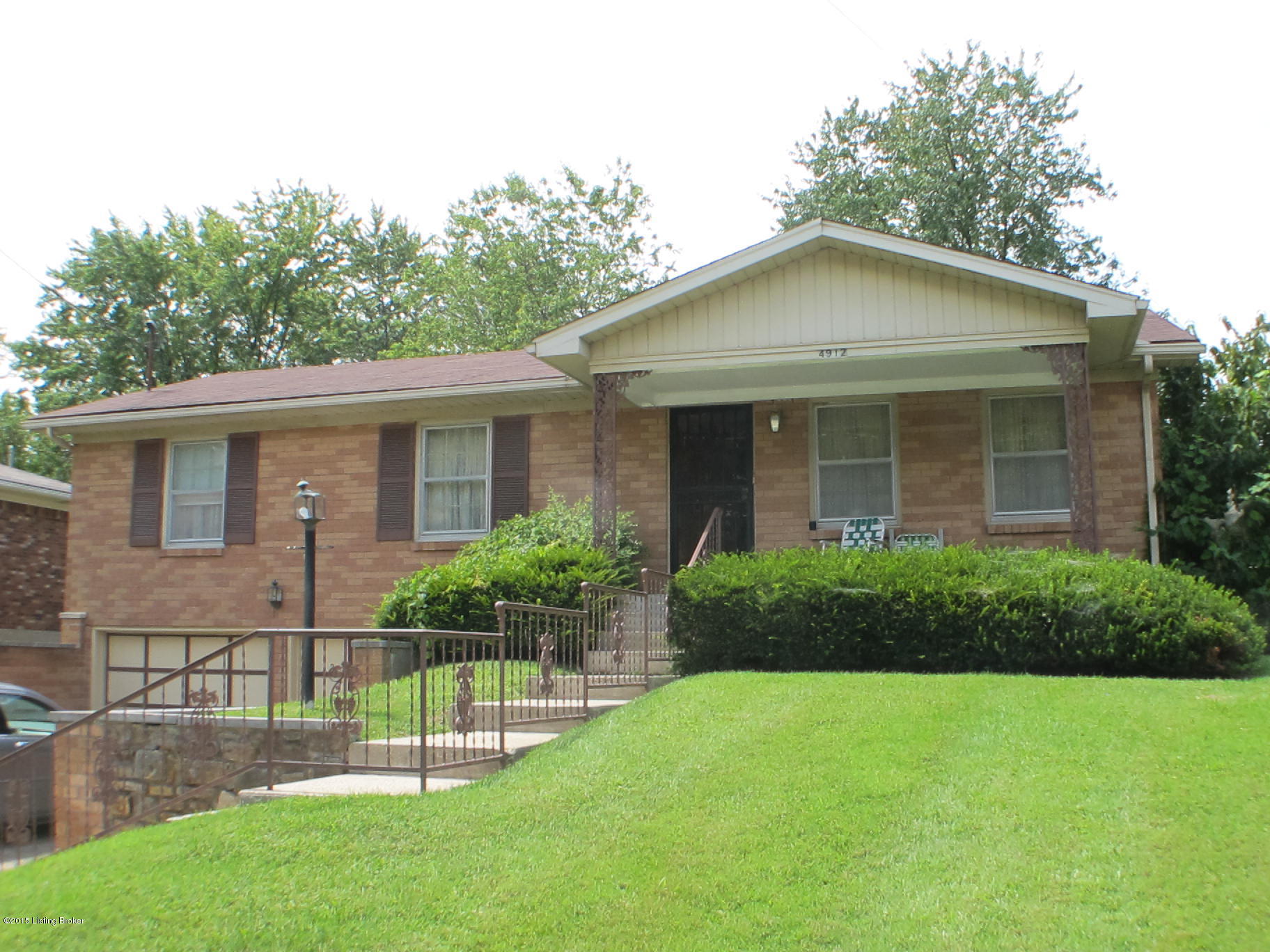 4912 Manslick Road Louisville, KY 40216 - Photo 1 of 7 IMG_6399