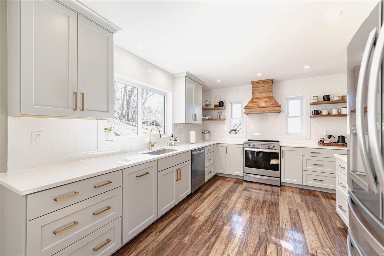 7352 Hidden Bluffs Drive Barnhart, MO 63012 - Photo 14 of 55