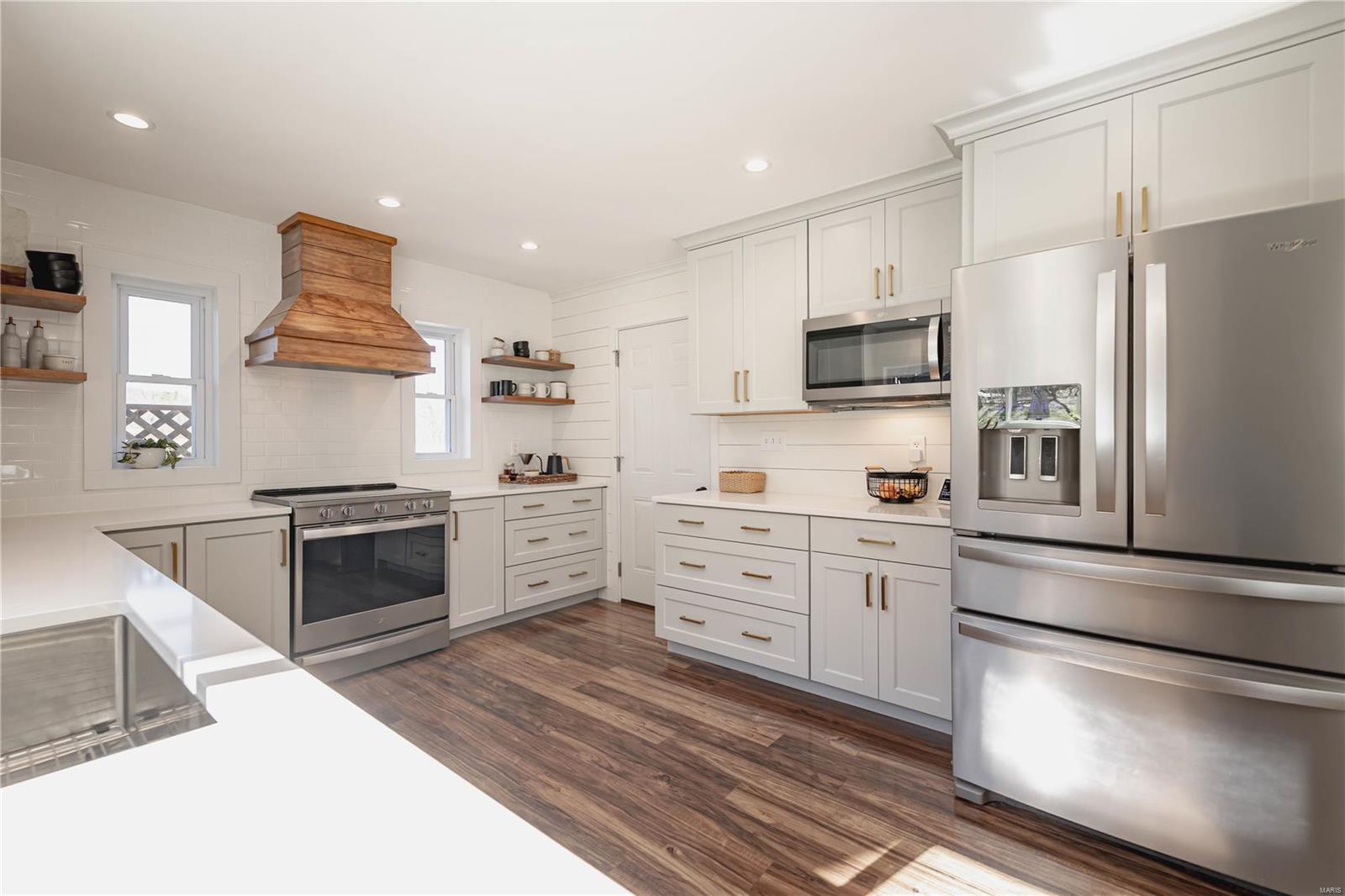 7352 Hidden Bluffs Drive Barnhart, MO 63012 - Photo 19 of 55