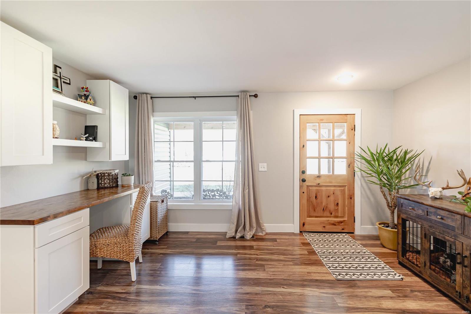 7352 Hidden Bluffs Drive Barnhart, MO 63012 - Photo 2 of 55