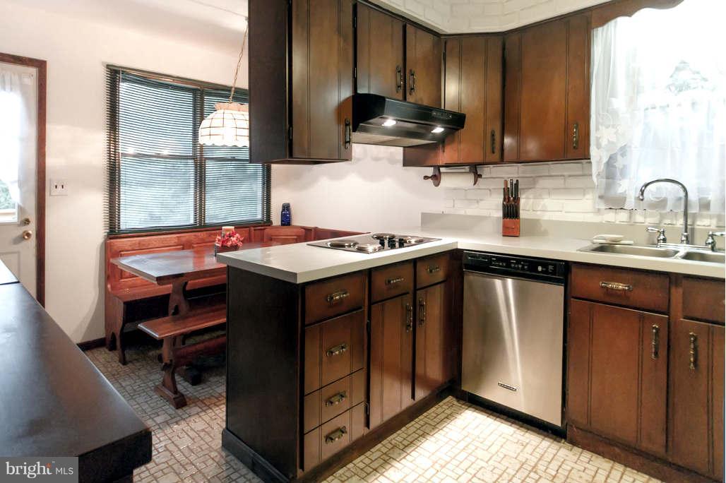 12719 Manor Road Glen Arm, MD 21057 - Photo 8 of 27 Kitchen