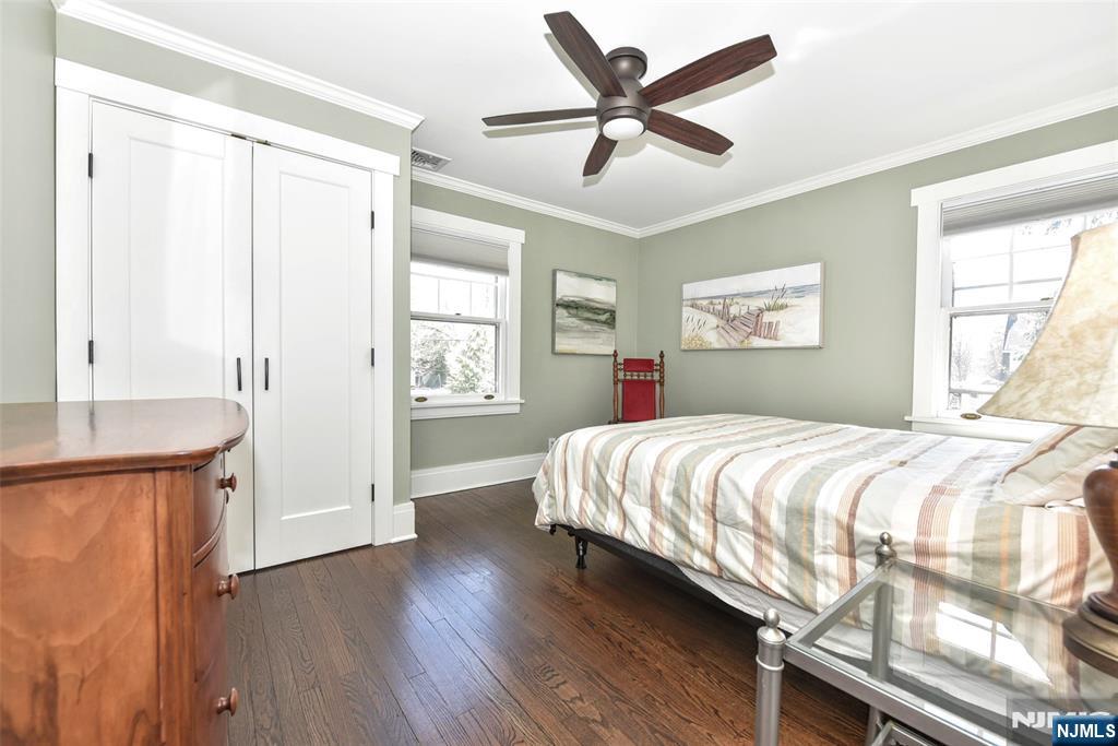 352 Fairway Road Ridgewood, NJ 07450 - Photo 16 of 33