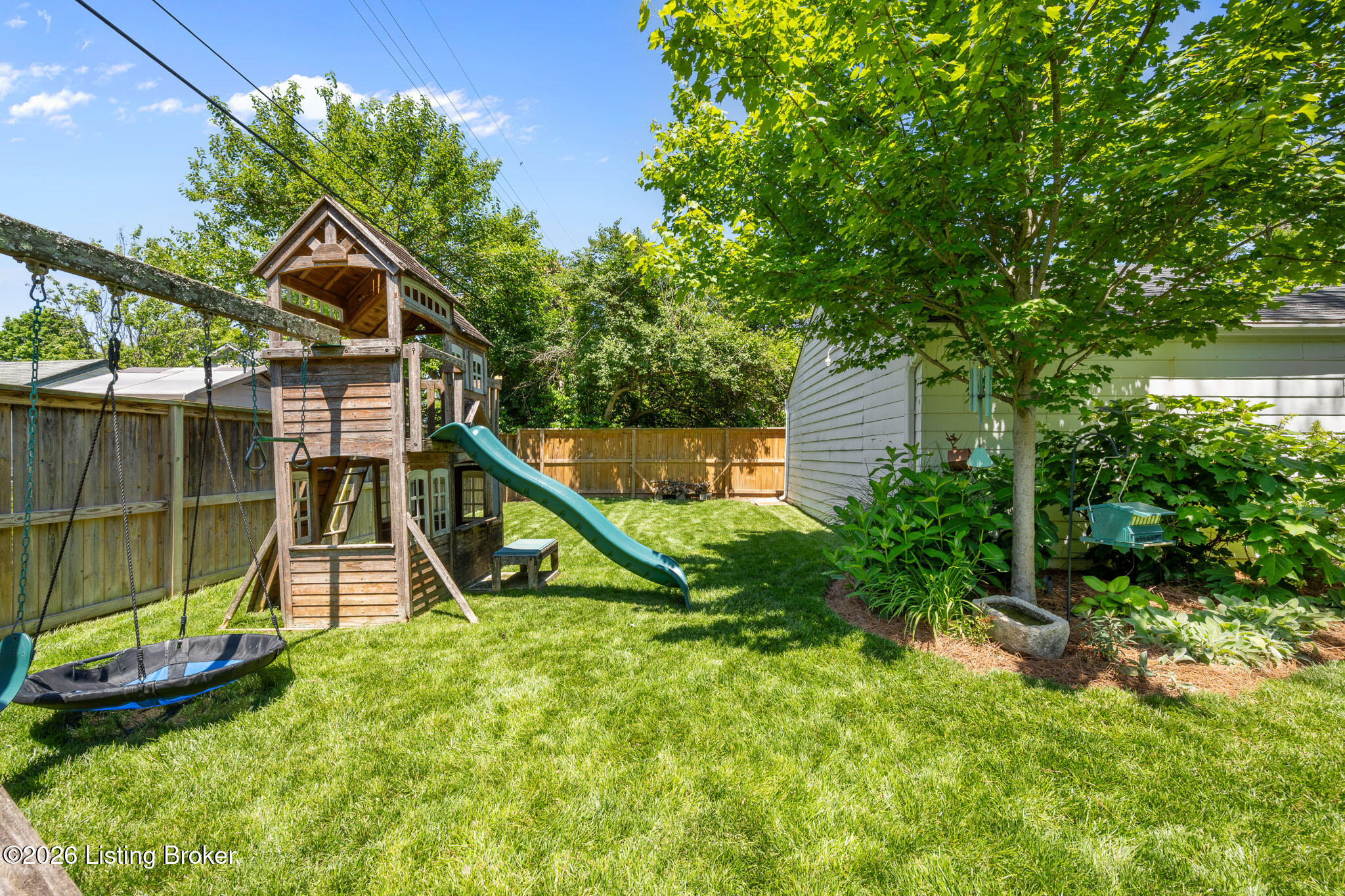 216 Sage Road Louisville, KY 40207 - Photo 69 of 85 216 Sage Rd_exteriors-42