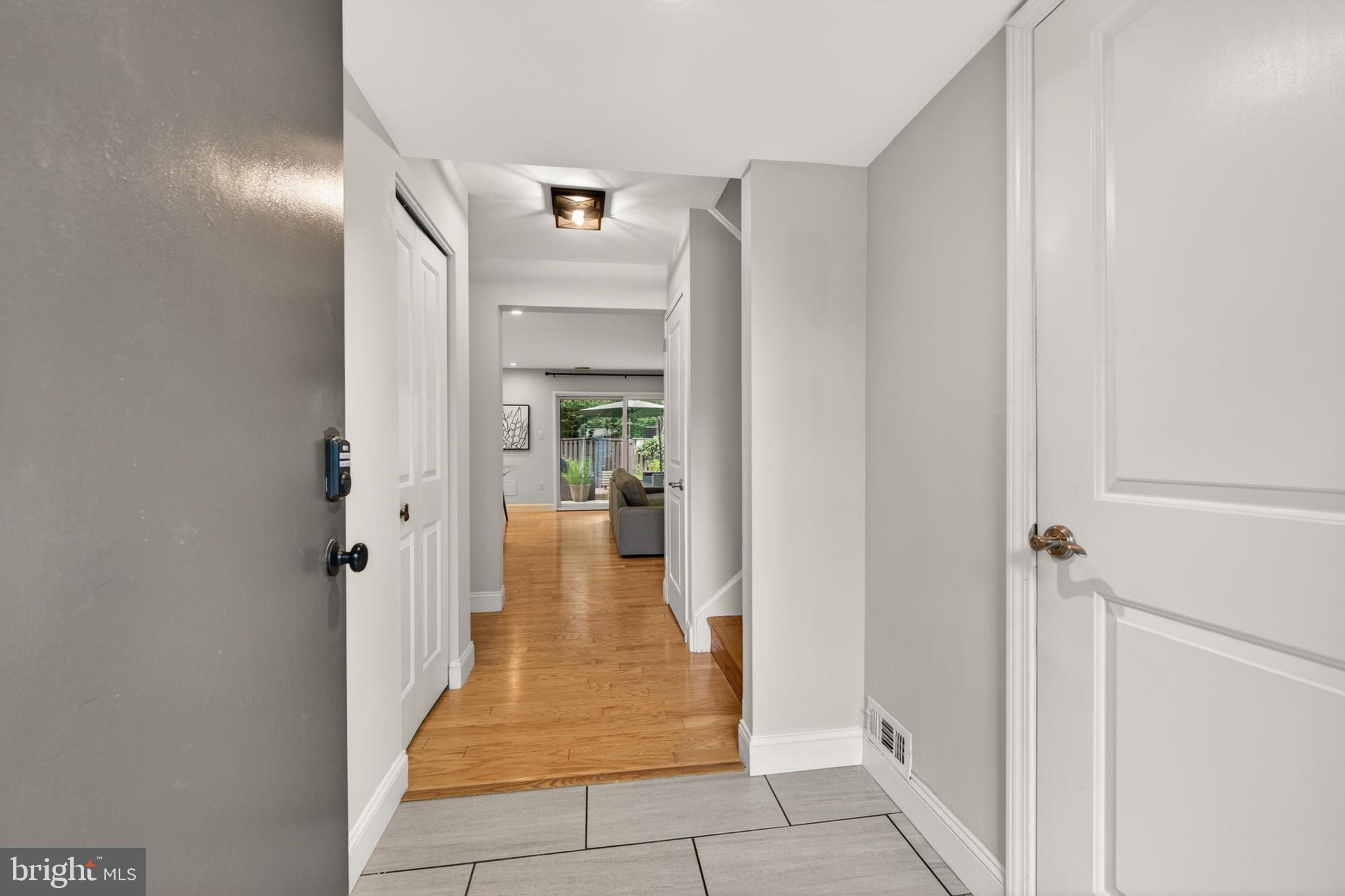 1816 Ivy Oak Square, Unit 47 Reston, VA 20190 - Photo 4 of 28