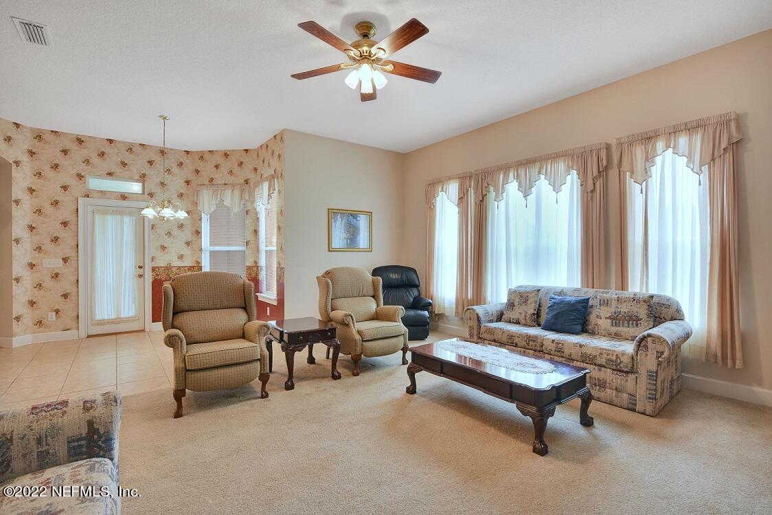 10945 Falkland Road Jacksonville, FL 32221 - Photo 16 of 36 Family Room