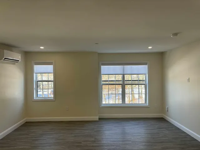 $2,600 | 725-727 Central Avenue, Dover, NH 03820