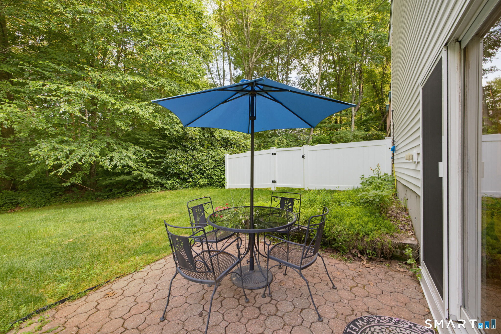 15 Fieldwood Road Watertown, CT 06795 - Photo 4 of 39
