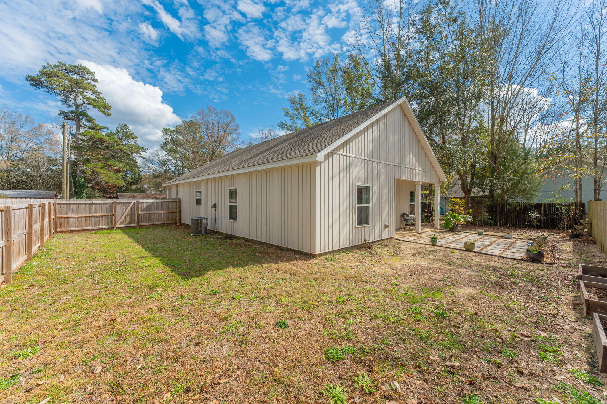 156 Oak Lane Crestview, FL 32536 - Photo 22 of 25 36-web-or-mls-156-oak-ln