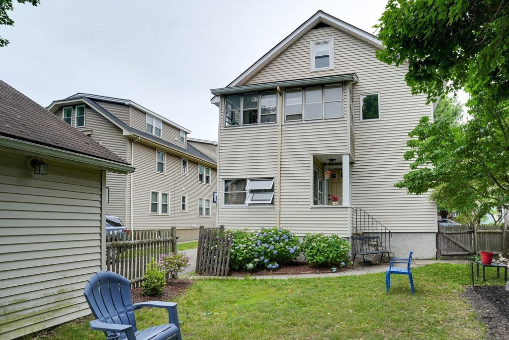 25 Cross Street, Unit 2 Belmont, MA 02478 - Photo 13 of 13