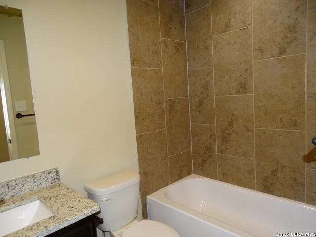 $1,395 | 6406 Luglio Lane, Unit 102, San Antonio, TX 78233