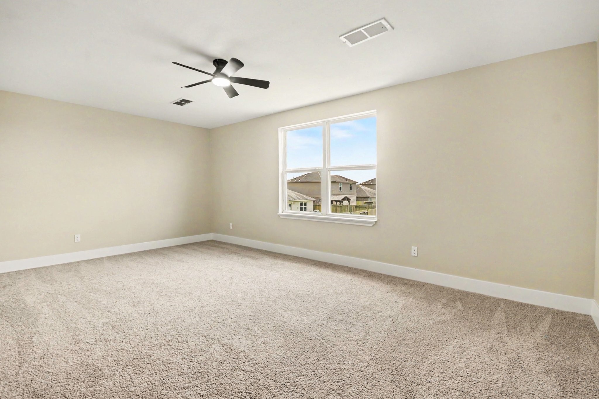 1322 Diamond Drape Drive Rosharon, TX 77583 - Photo 23 of 45 an empty room with windows