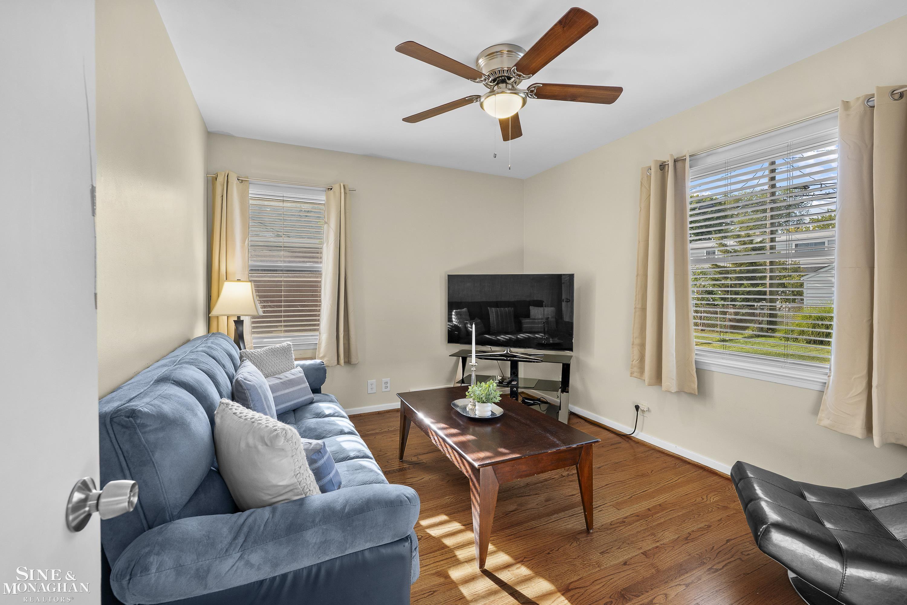 463 Lexington Road Grosse Pointe Farms, MI 48236 - Photo 21 of 38
