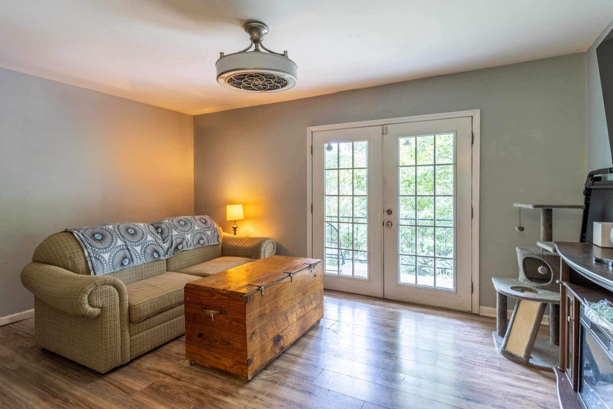 711 West Cove Road Chickamauga, GA 30707 - Photo 8 of 23 IMG_0298