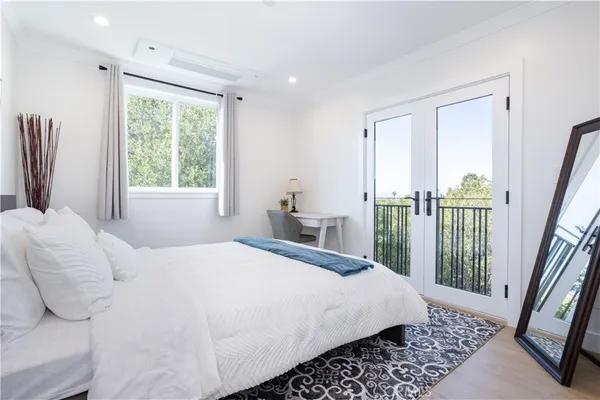 $4,500 | 19429 Singing Hills Drive, Porter Ranch, CA 91326