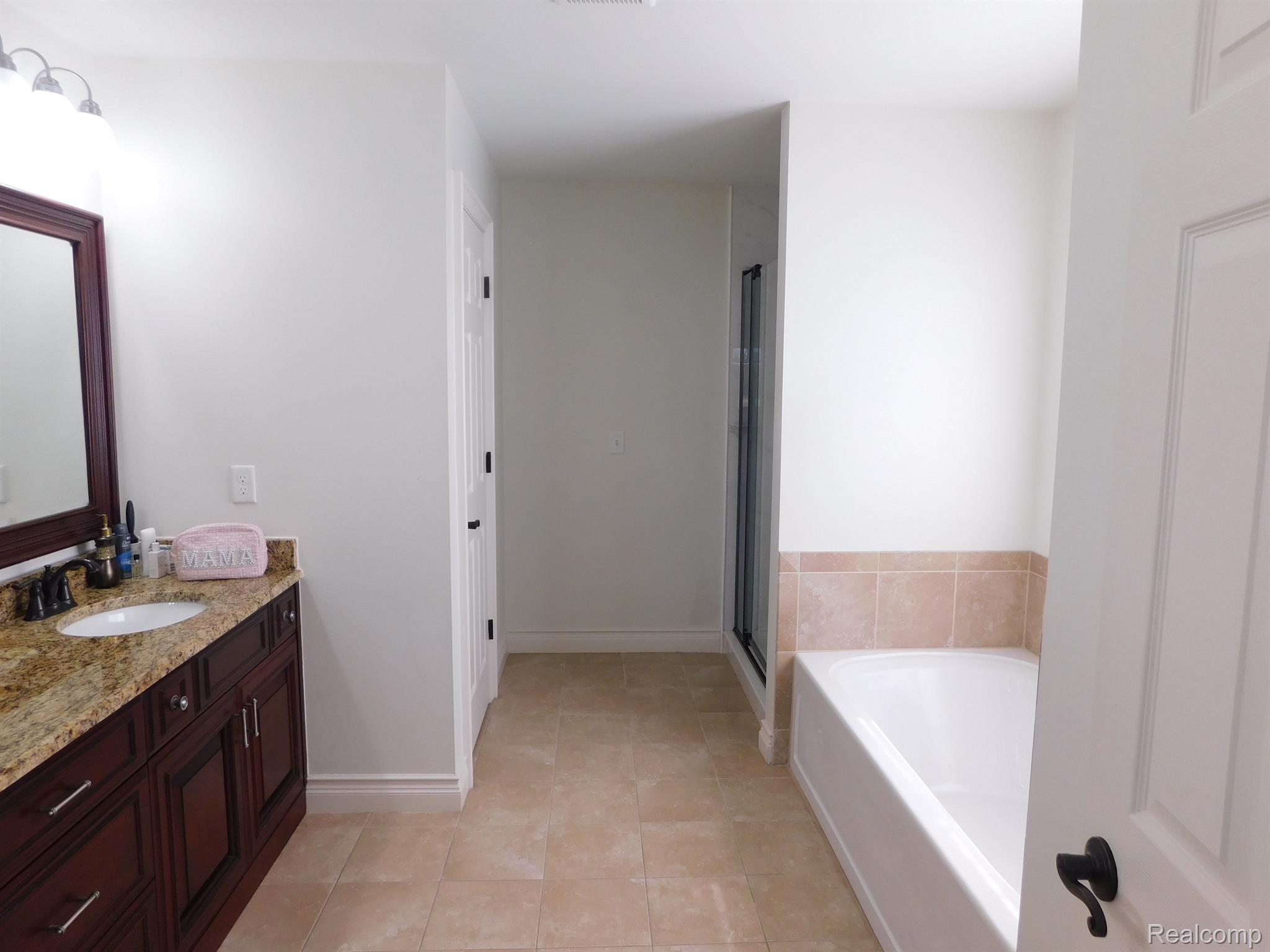 966 Monterey Ln. Rochester, MI 48307 - Photo 65 of 79 Gallery Image 65