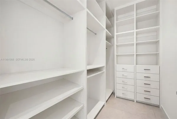 $7,490,000 | 7700 Southwest 50th Court, Miami, FL 33143