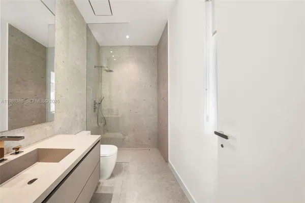 $7,490,000 | 7700 Southwest 50th Court, Miami, FL 33143