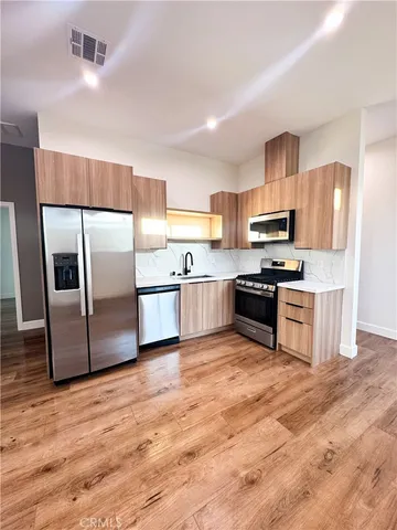 $3,300 | 11255 Tiara Street, Unit 11257 1/2, North Hollywood, CA 91601