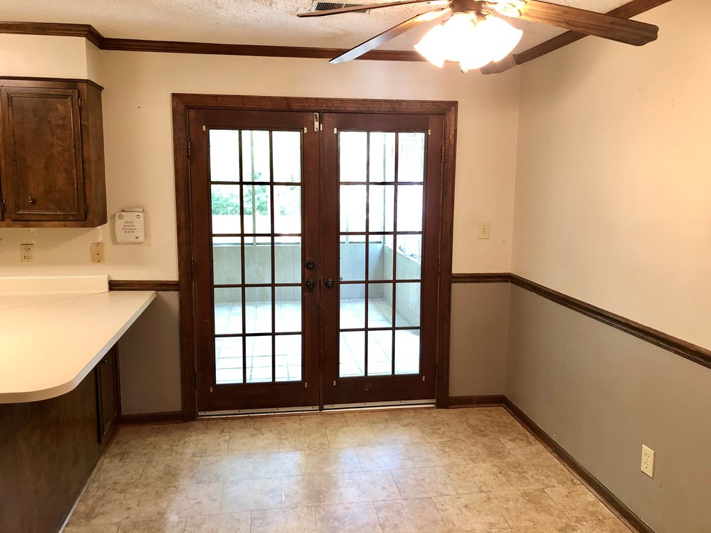 4129 Day Road Martinez, GA 30907 - Photo 8 of 15 Breakfast area