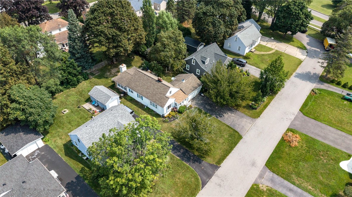 304 Garford Road Irondequoit, NY 14622 - Photo 43 of 46