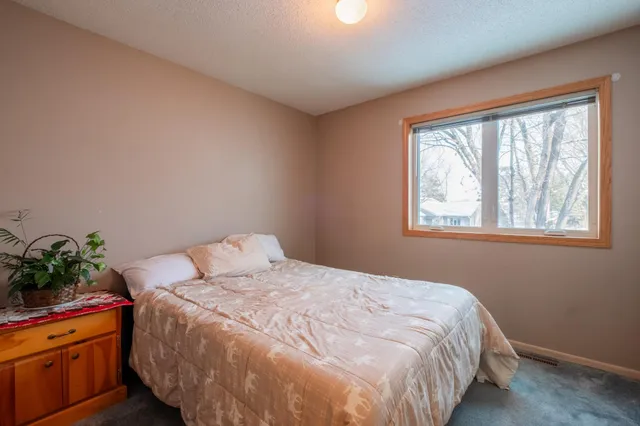 $394,900 | 2100 Taylor Court, Northfield, MN 55057