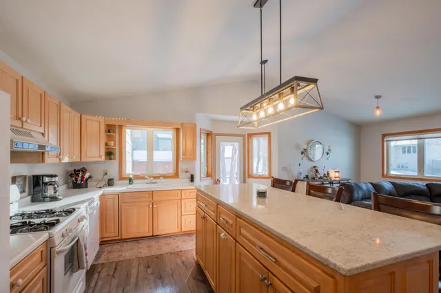 $394,900 | 2100 Taylor Court, Northfield, MN 55057