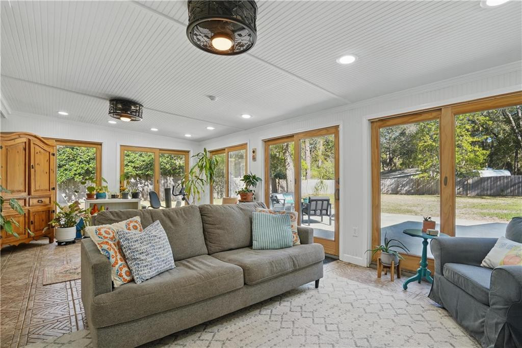408 Couper Avenue St. Simons Island, GA 31522 - Photo 3 of 35