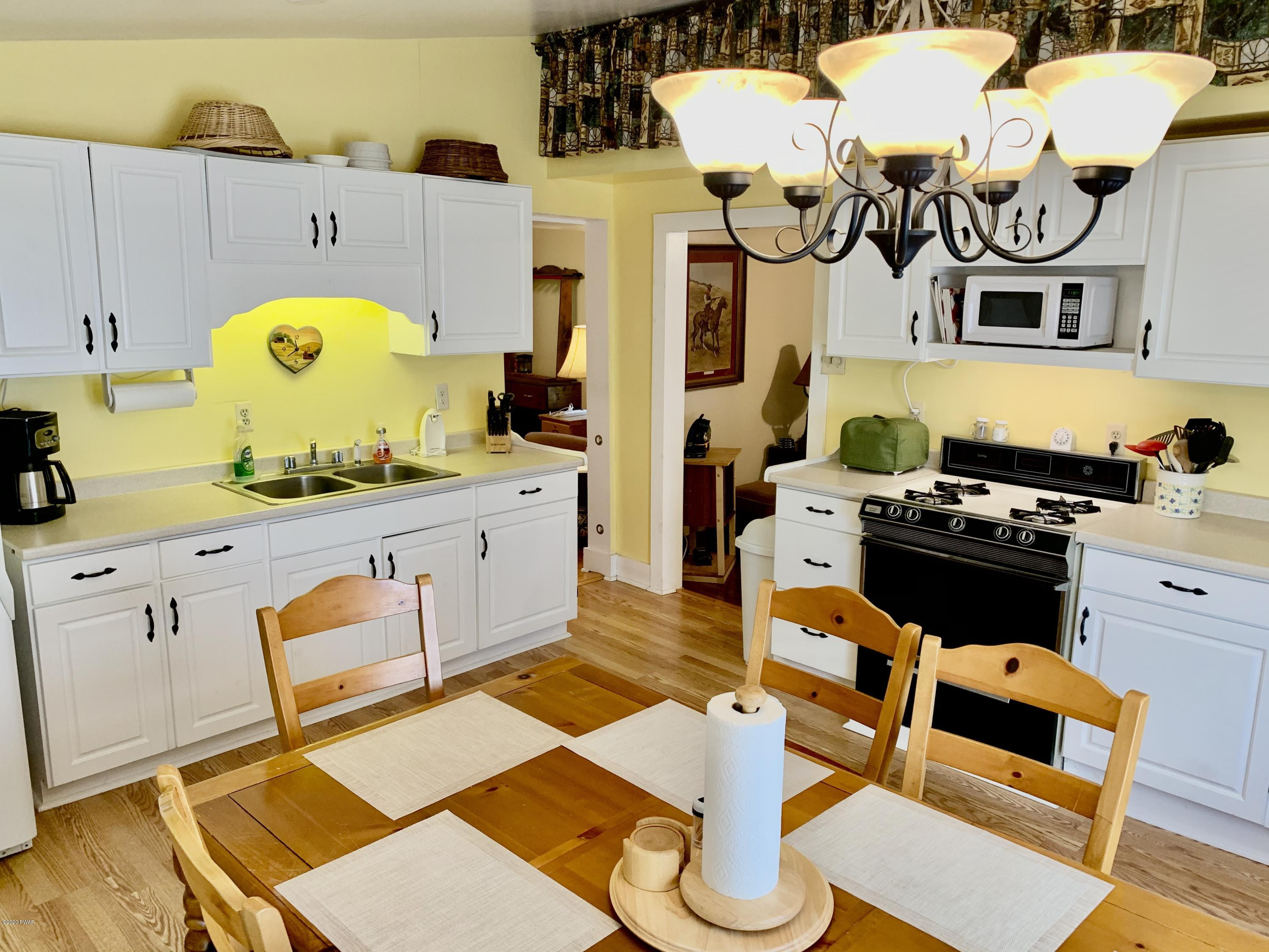 7 Billard Road Hawley, PA 18428 - Photo 9 of 42