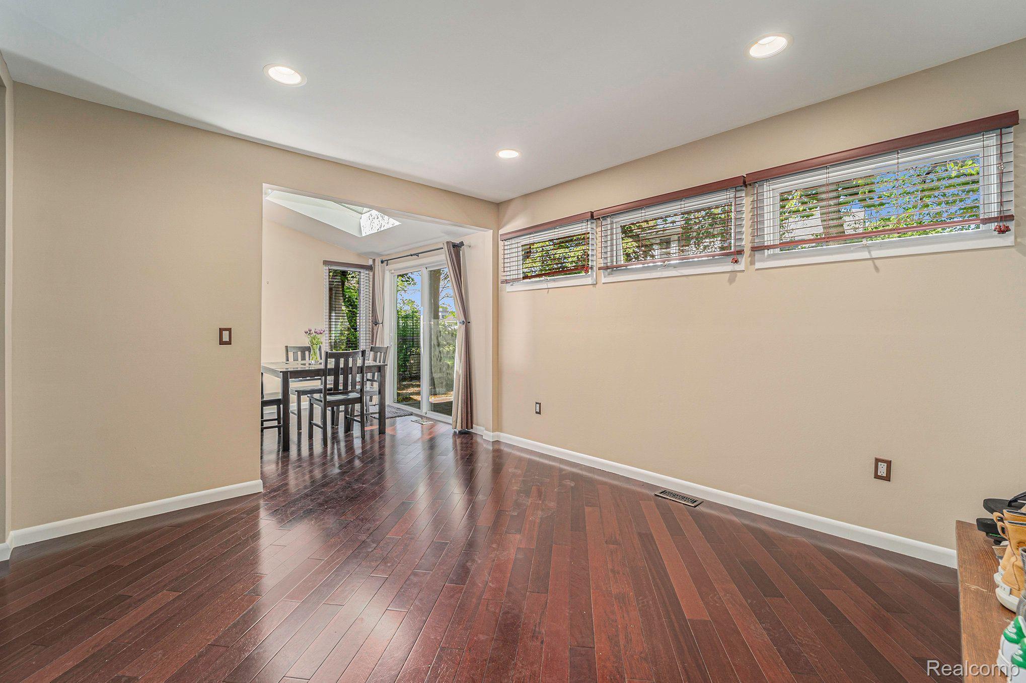 18201 Beverly Road Franklin, MI 48025 - Photo 21 of 46 Gallery Image 21