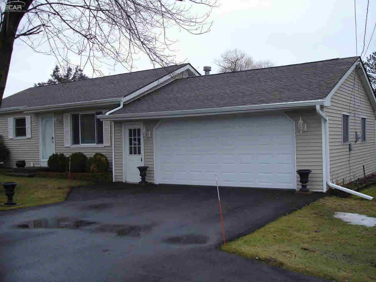 7345 Elms Road Flushing, MI 48433 - Photo 1 of 25 21255261.JPG