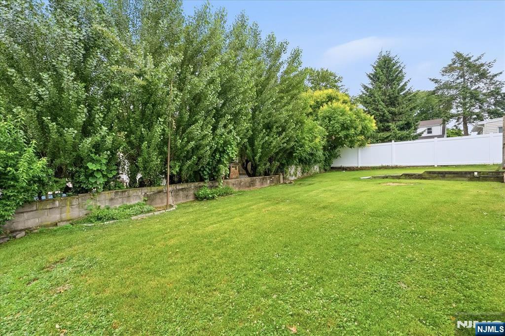 5 Lexington Avenue Wallington, NJ 07057 - Photo 41 of 48