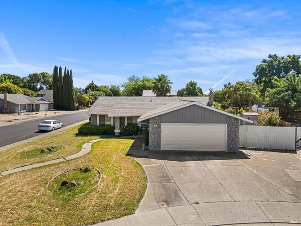 $525,000 | 683 Claremont Court, Vacaville, CA 95687