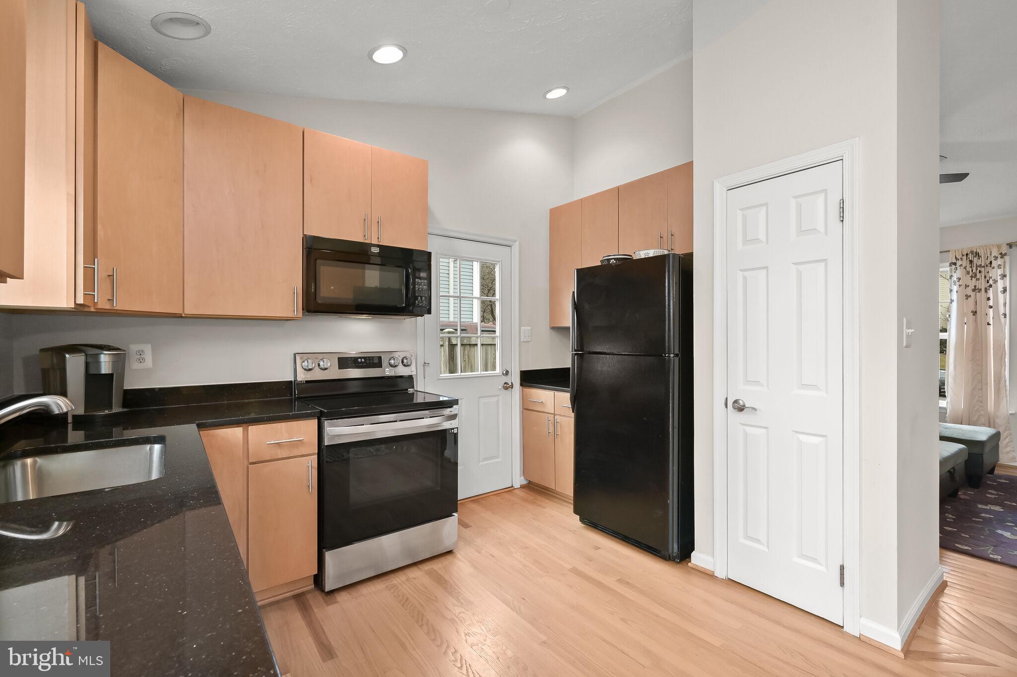 1178 Codorus Street Frederick, MD 21702 - Photo 15 of 46 Vaulted Ceilings | Hardwood Floors