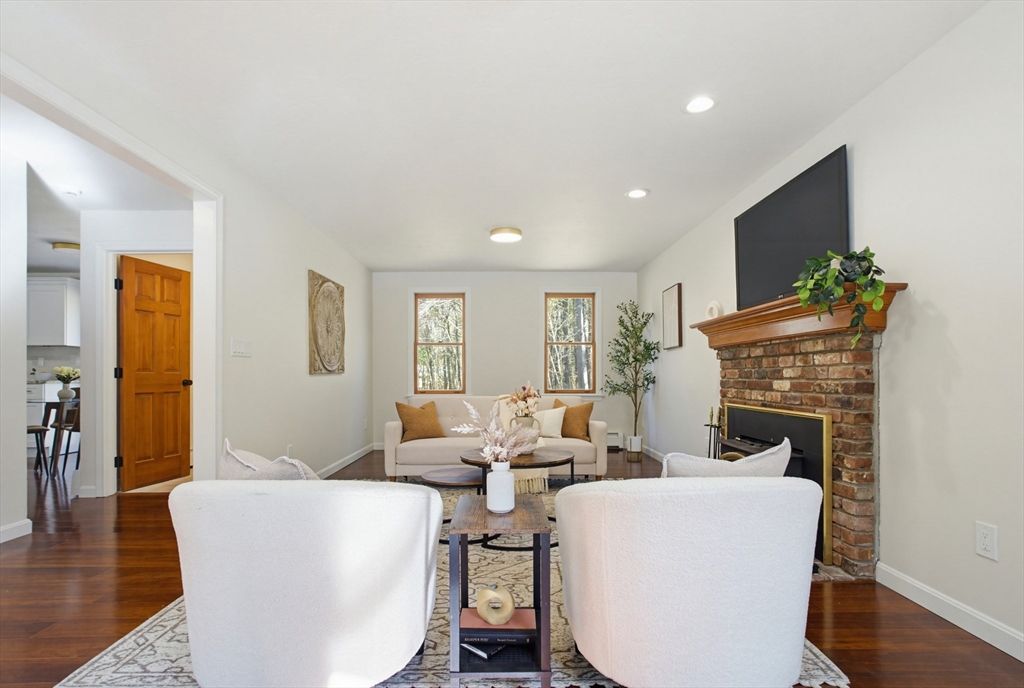 3 Charnock Circle Rutland, MA 01543 - Photo 5 of 33