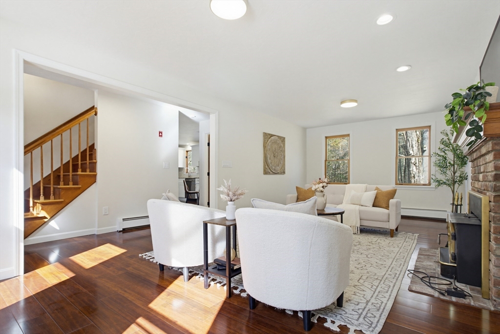 3 Charnock Circle Rutland, MA 01543 - Photo 6 of 33