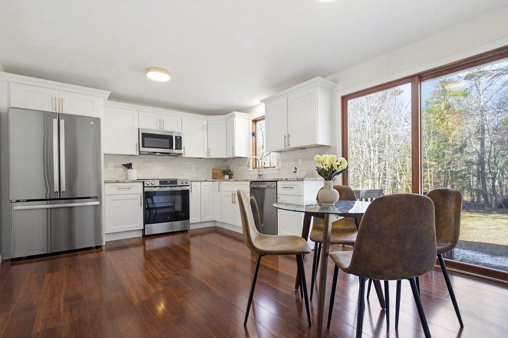 3 Charnock Circle Rutland, MA 01543 - Photo 9 of 33