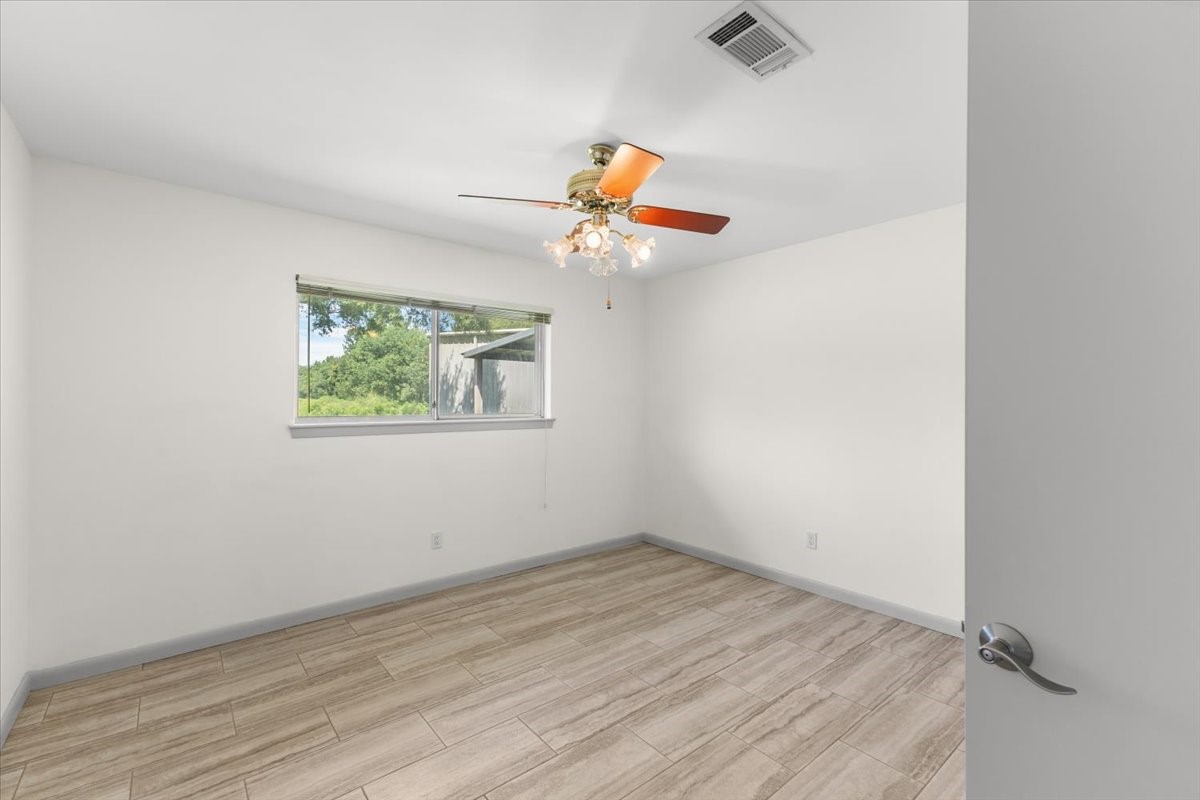 17310 Wellborne Road Pearland, TX 77584 - Photo 13 of 49 Gallery Image 13