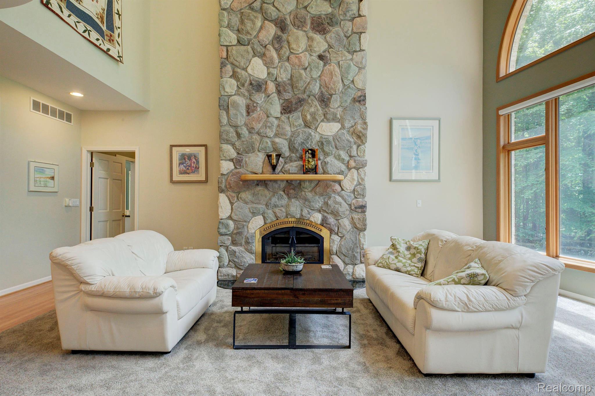 10121 Allen Road Clarkston, MI 48348 - Photo 9 of 95 Gallery Image 9