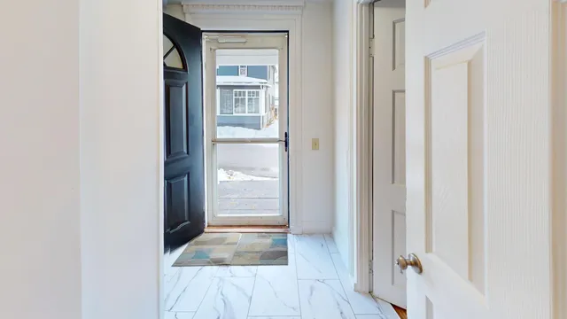 $290,000 | 6 Flagg Street, Augusta, ME 04330