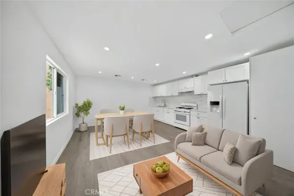 $2,600 | 1316 Carlton Drive, Glendale, CA 91205