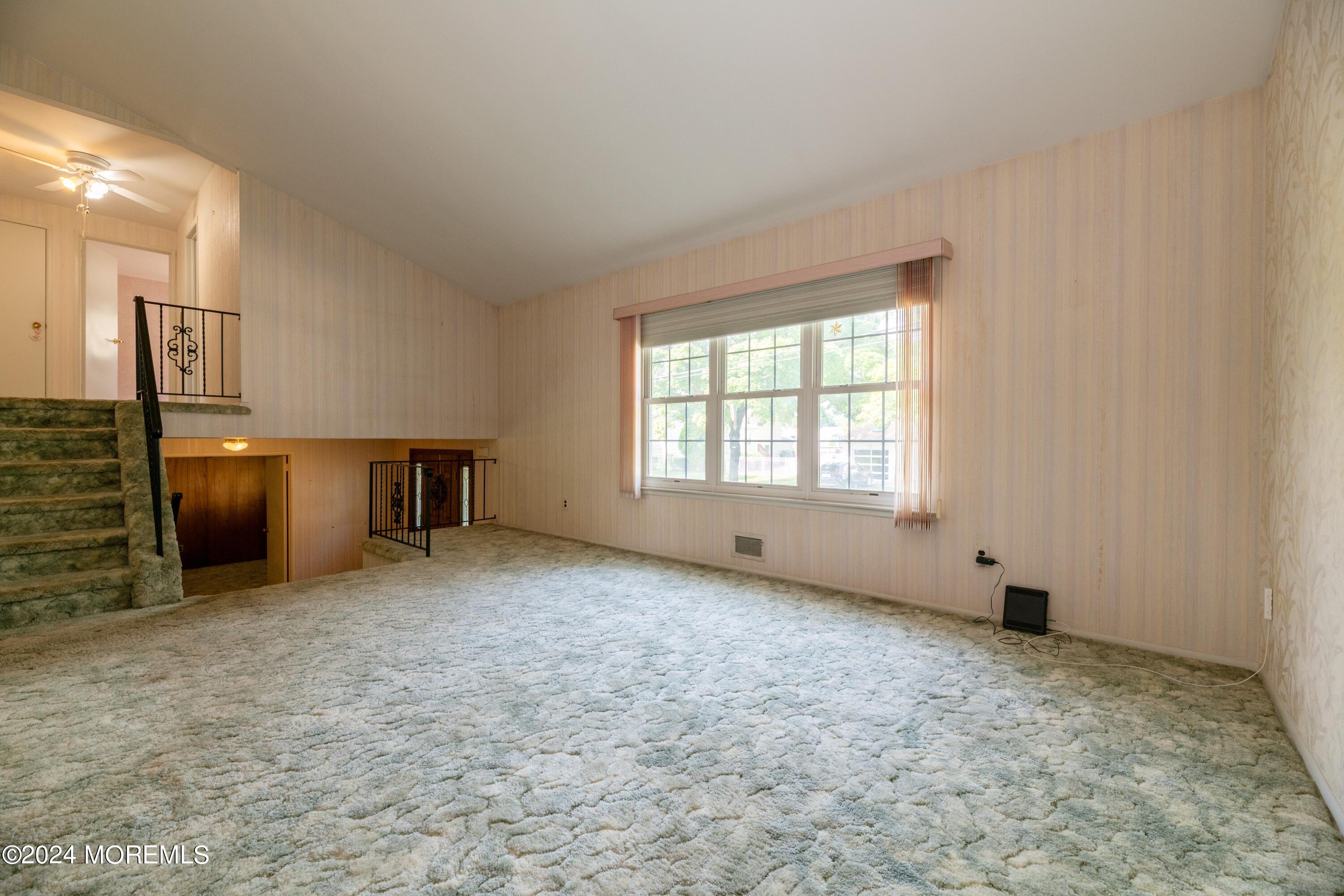 41 Gramercy Road Old Bridge, NJ 08857 - Photo 13 of 25 13_41GramercyRd_2019_HiRes